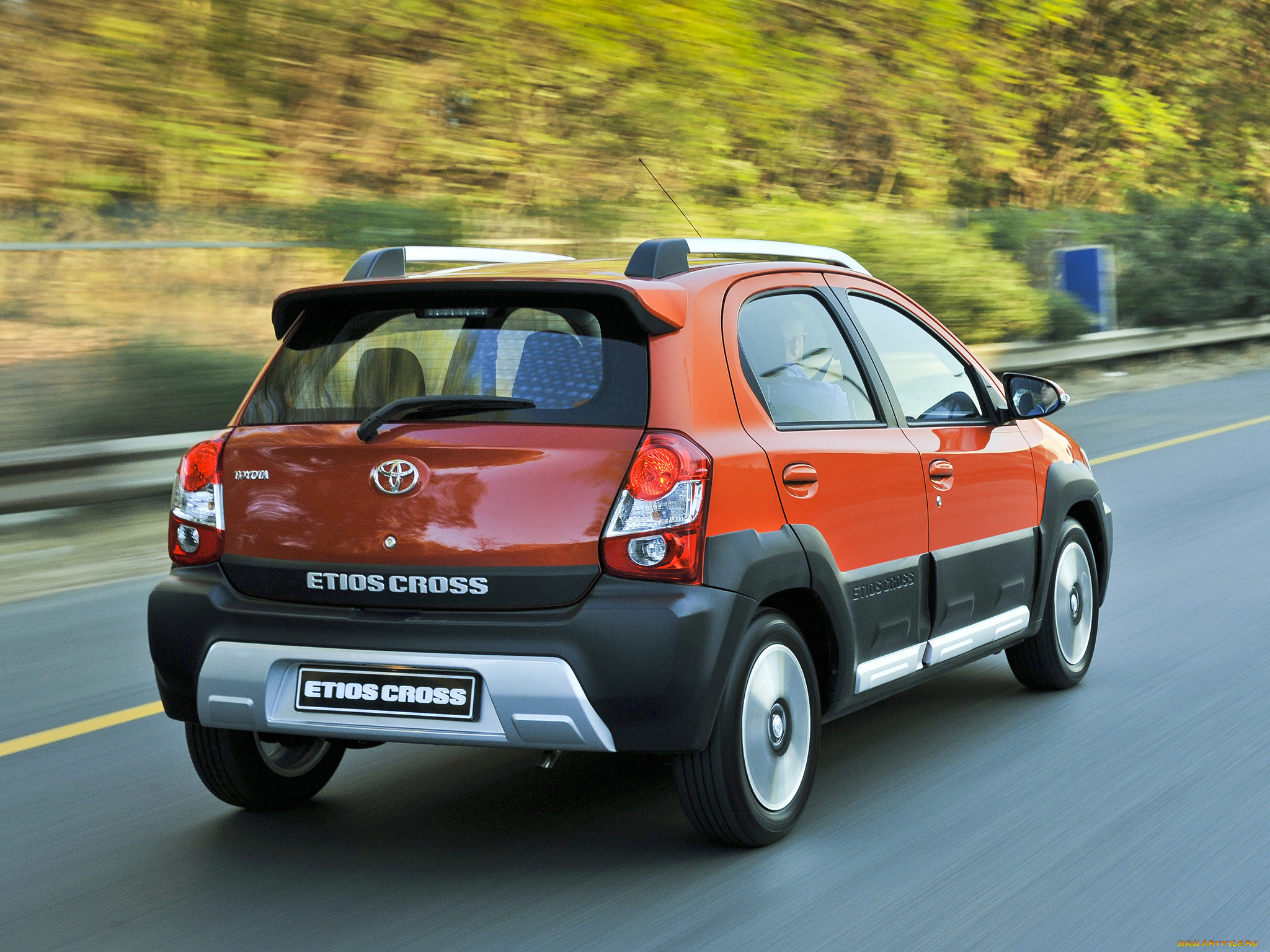 , toyota, cross, etios, , 2014, za-spec